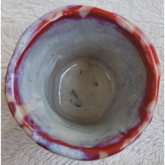 Red and white pottery cup piece - Picture 8 of 16